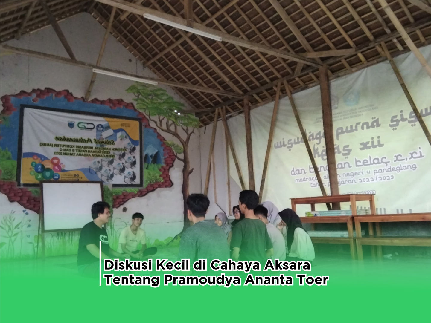 Diskusi Kecil di Cahaya Aksara Tentang Pramoudya Ananta Toer 